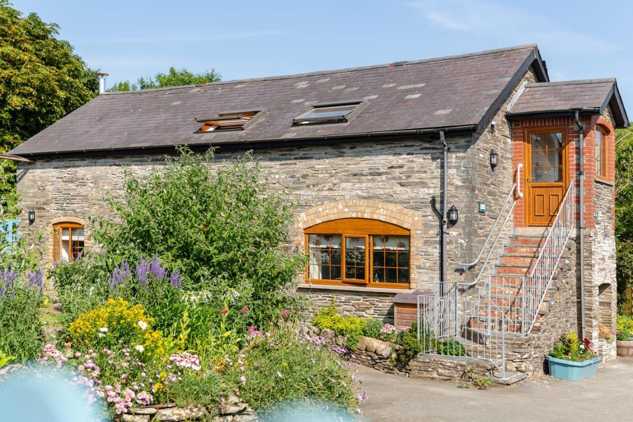 Croft Farm & Celtic Cottages Cardigan Exteriör bild