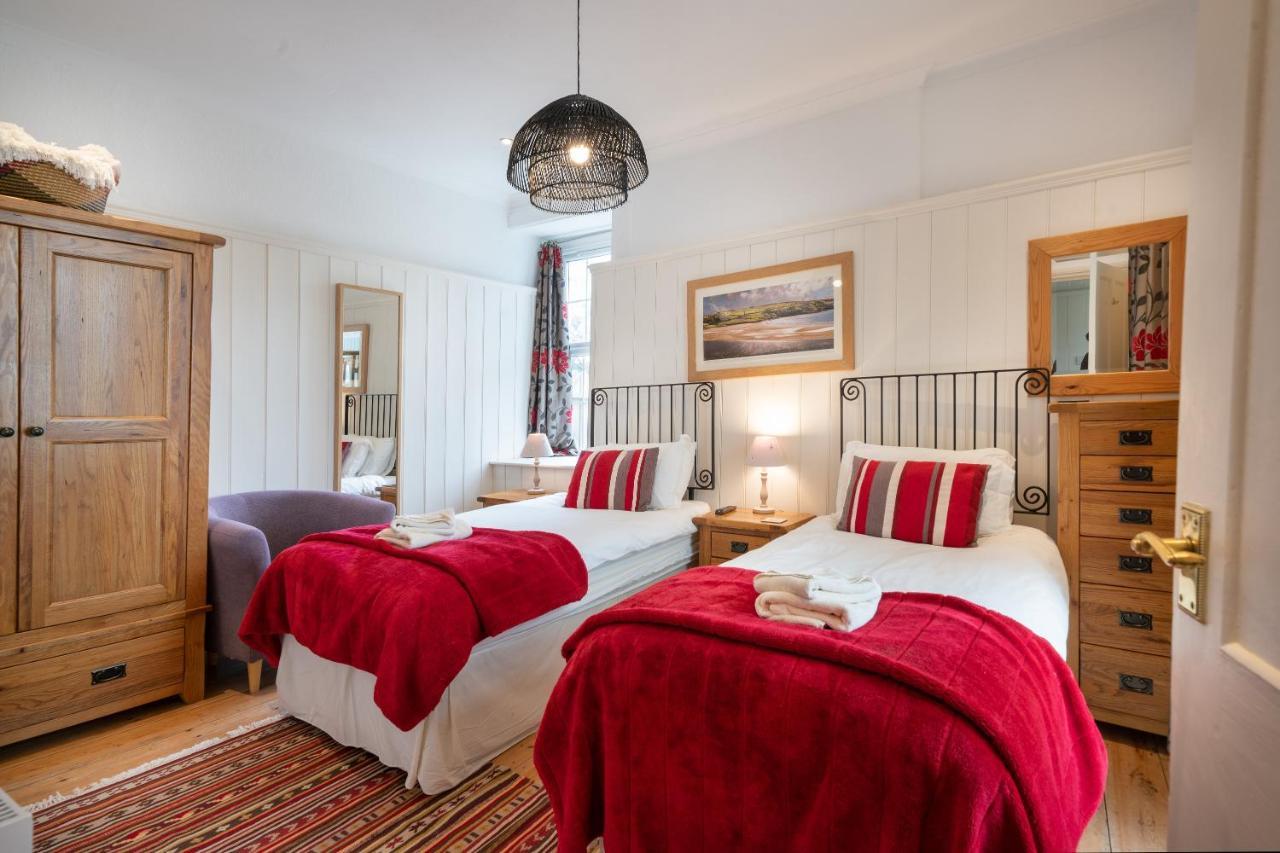 Croft Farm & Celtic Cottages Cardigan Exteriör bild