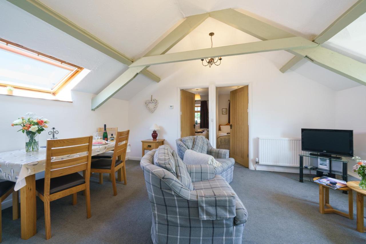 Croft Farm & Celtic Cottages Cardigan Exteriör bild