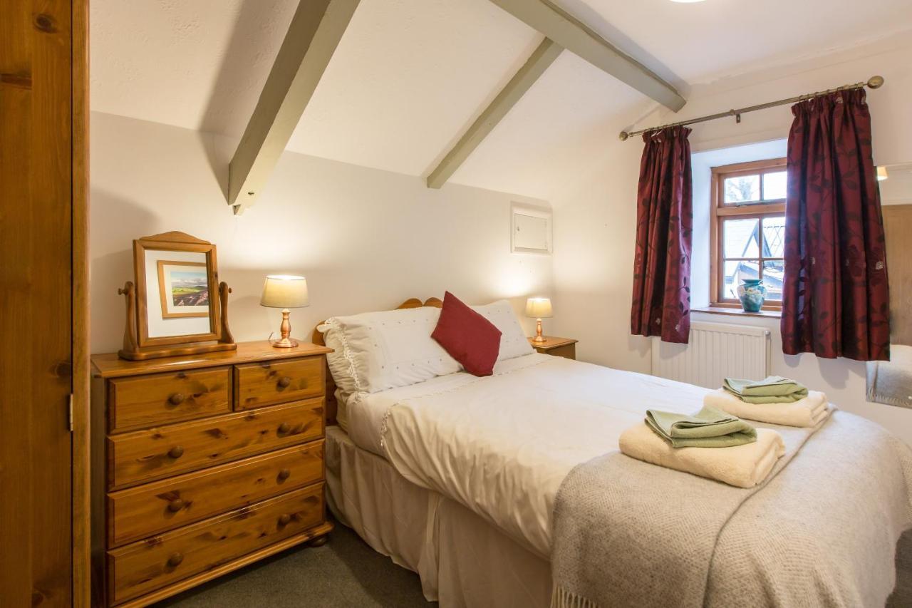 Croft Farm & Celtic Cottages Cardigan Exteriör bild