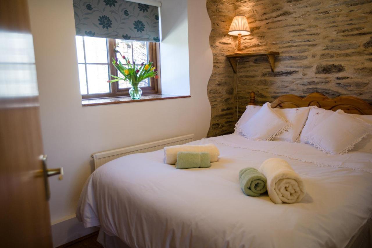 Croft Farm & Celtic Cottages Cardigan Exteriör bild